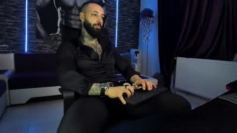 JonahHunt online show from February 2025 10:00:01 PM
