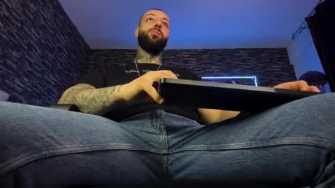 JonahHunt online show from February 2025 10:31:02 PM