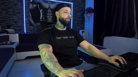 JonahHunt online show from February 2025 08:11:02 PM