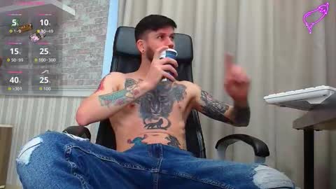 Snapshot of jonahshaw chatting on December 2025 05:35:02 AM JonahShaw online show from December 2025 05:35:02 AM