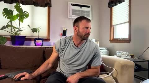 Jon Aries online show from April 2026 12:47:02 PM