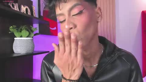 Jonas  online show from June 2026 05:12:02 AM
