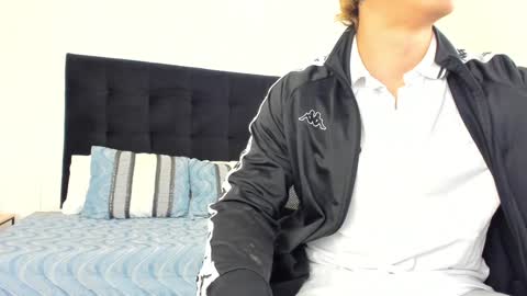 Jonathan Danielss  online show from February 2025 11:05:02 AM