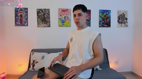 Instagram jonathanfit14 online show from January 2026 02:48:01 AM