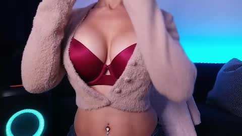 AlesyaJ online show from September 2025 08:03:02 AM