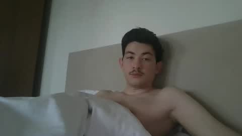 Snapshot of jonhy_merlin chatting on May 2026 03:02:01 AM jonhy_merlin online show from May 2026 03:02:01 AM