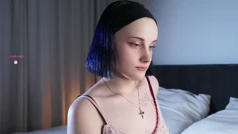 Snapshot of jonnienita chatting on June 2026 01:03:02 PM Alice online show from June 2026 01:03:02 PM