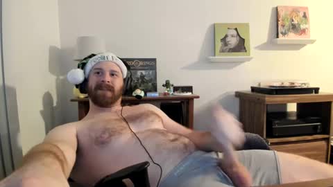 Snapshot of jonnlulz chatting on December 2024 02:33:02 AM Jon online show from December 2024 02:33:02 AM