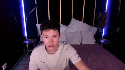 Snapshot of jonny_dark chatting on October 2025 11:52:02 AM Jonny online show from October 2025 11:52:02 AM