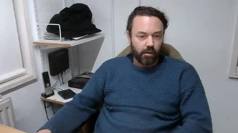 jonnyb9876 online show from December 2025 05:06:02 PM