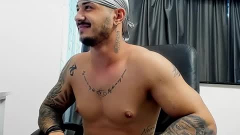 Snapshot of jonnyporn1 chatting on January 2025 06:33:02 AM jonnyporn1 online show from January 2025 06:33:02 AM