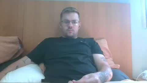 Snapshot of jonoy1995 chatting on January 2025 04:58:01 AM jonoy1995 online show from January 2025 04:58:01 AM