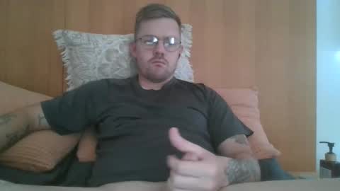 Snapshot of jonoy1995 chatting on February 2025 04:03:02 AM jonoy1995 online show from February 2025 04:03:02 AM