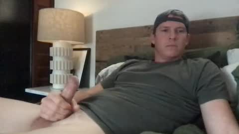 Snapshot of jonrynolds chatting on December 2024 10:44:02 PM jonrynolds online show from December 2024 10:44:02 PM