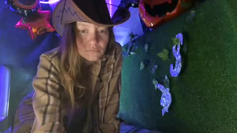 Snapshot of jony_marta chatting on November 2025 03:35:01 PM Jony Marta GMT 2000-0100 every day online show from November 2025 03:35:01 PM