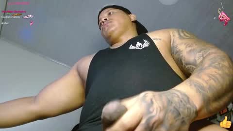 Snapshot of jordann_black_bigcock_ chatting on December 2024 11:39:01 PM online show from December 2024 11:39:01 PM