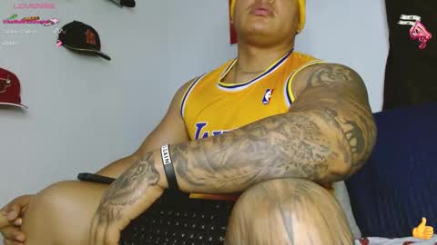 Snapshot of jordann_black_bigcock_ chatting on February 2025 02:07:02 AM online show from February 2025 02:07:02 AM