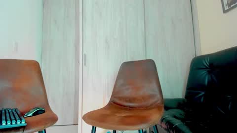 JORGE NARAVEZ online show from December 2025 01:03:01 AM