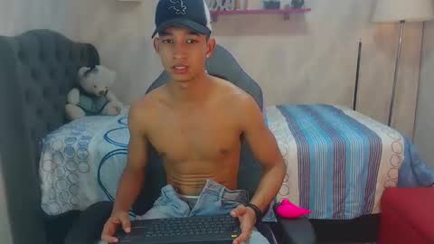 jose_sexycumm online show from January 2025 07:58:02 PM