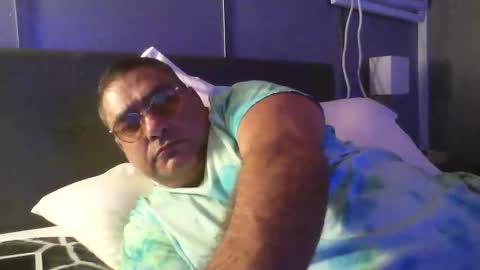 Snapshot of josehosebb chatting on January 2025 11:21:02 PM josehosebb online show from January 2025 11:21:02 PM