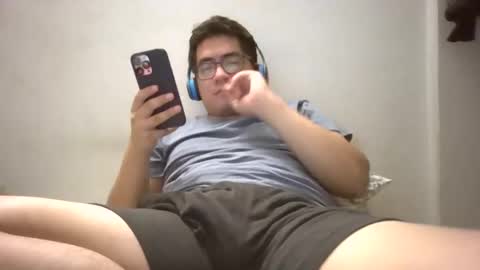 Snapshot of joselino249595_ chatting on December 2024 06:55:02 AM TwinkJoselinoHot online show from December 2024 06:55:02 AM