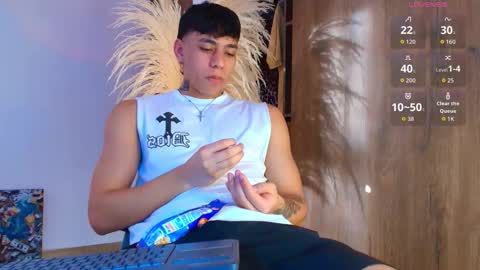 Snapshot of josep_davies chatting on October 2025 10:01:01 PM Josep online show from October 2025 10:01:01 PM