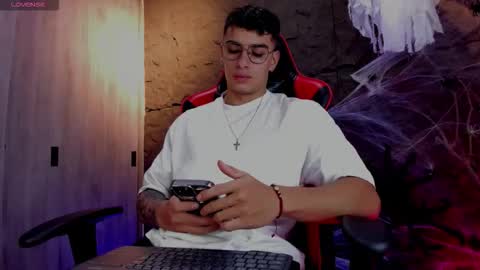 Snapshot of joseph__boy chatting on October 2025 11:45:02 AM JOSEPH online show from October 2025 11:45:02 AM