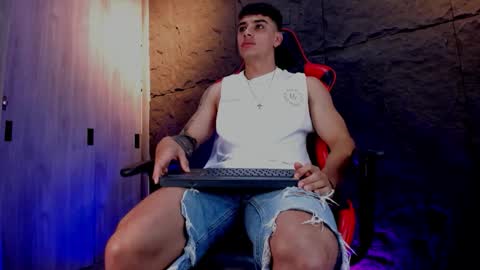 Snapshot of joseph__boy chatting on November 2025 11:43:01 AM JOSEPH online show from November 2025 11:43:01 AM