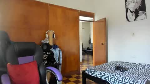 Snapshot of joseph_god chatting on November 2025 05:06:01 PM MR OAK online show from November 2025 05:06:01 PM