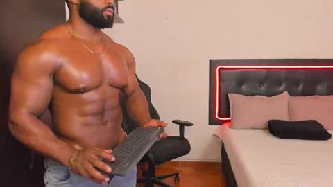 joseph palacios online show from October 2025 12:33:02 AM