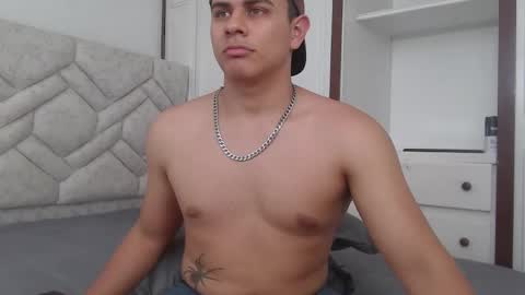 Snapshot of josephmosquera chatting on December 2024 06:05:01 PM josephmosquera online show from December 2024 06:05:01 PM