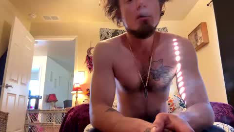 Snapshot of josephung1 chatting on January 2025 07:00:01 PM sissy josphine online show from January 2025 07:00:01 PM