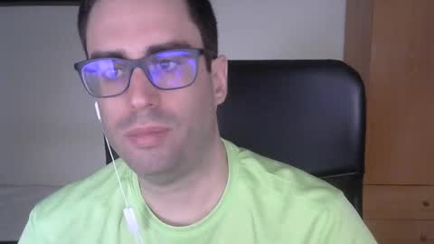 Snapshot of josevd chatting on October 2025 10:34:02 AM Jose online show from October 2025 10:34:02 AM