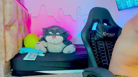 Snapshot of josh_cam99 chatting on March 2026 05:13:01 AM JOSH online show from March 2026 05:13:01 AM