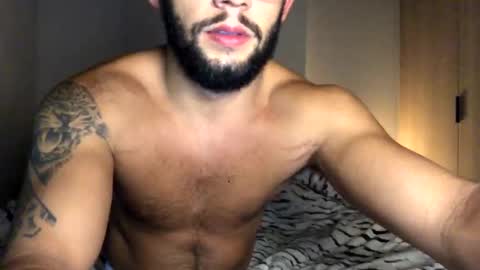 josh_xo online show from September 2025 07:19:02 PM