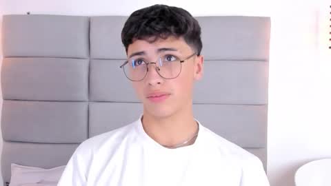 Snapshot of joshclaarktt chatting on February 2026 04:02:02 AM Josh online show from February 2026 04:02:02 AM