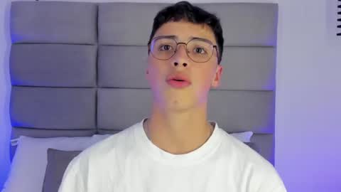 Josh online show from June 2026 04:04:02 AM