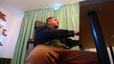 JoshKnight online show from September 2025 05:46:01 AM