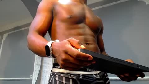 Snapshot of joshloganx chatting on December 2024 03:43:02 PM joshloganx online show from December 2024 03:43:02 PM