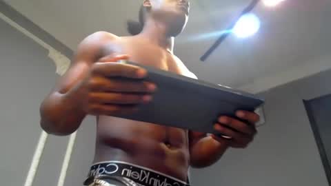 Snapshot of joshloganx chatting on December 2024 04:05:02 PM joshloganx online show from December 2024 04:05:02 PM