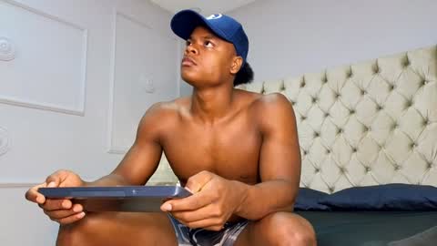 Snapshot of joshloganx chatting on December 2024 08:43:01 PM joshloganx online show from December 2024 08:43:01 PM