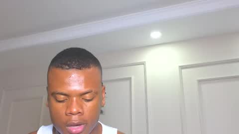 Snapshot of joshloganx chatting on January 2025 12:05:02 AM joshloganx online show from January 2025 12:05:02 AM