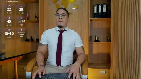 joshmiller___ online show from May 2026 07:19:02 PM
