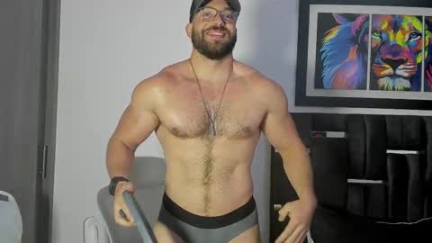 Snapshot of joshualyon chatting on November 2025 11:36:02 PM Joshua The Lion online show from November 2025 11:36:02 PM