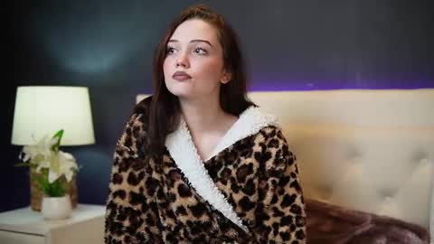 Snapshot of josielili chatting on December 2025 08:47:01 PM Josie online show from December 2025 08:47:01 PM