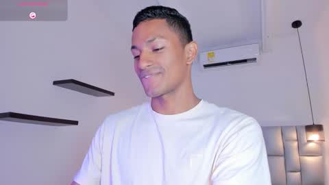 Snapshot of jossjordan chatting on November 2025 07:13:01 PM JOSS JORDAN online show from November 2025 07:13:01 PM