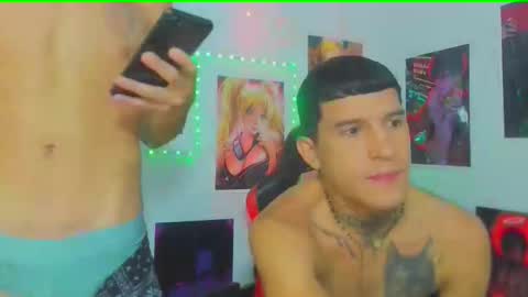 josue_linares online show from November 2025 11:49:02 AM