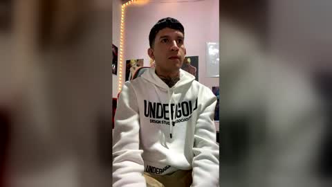 Snapshot of josue_linares chatting on January 2026 04:26:01 AM josue_linares online show from January 2026 04:26:01 AM