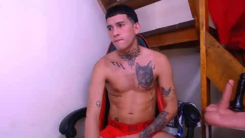 josue_linares online show from April 2026 07:00:01 AM
