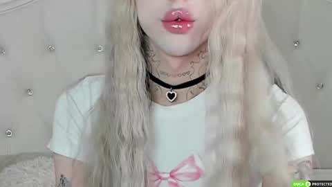 Snapshot of joybarker chatting on November 2025 03:27:01 AM Joy Barker online show from November 2025 03:27:01 AM